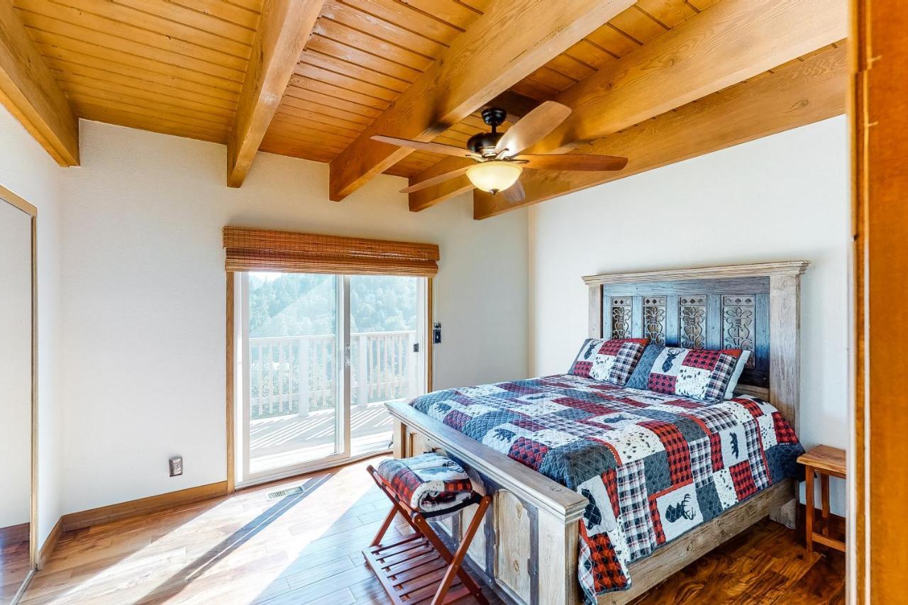Lake View Magic Crestline Luaran gambar
